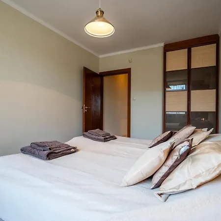 公寓 Elegant Aristocratic 2 Bdrm Flat, Location *