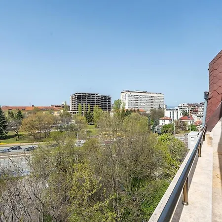 Elegant Aristocratic 2 Bdrm Flat, Location * Sofia